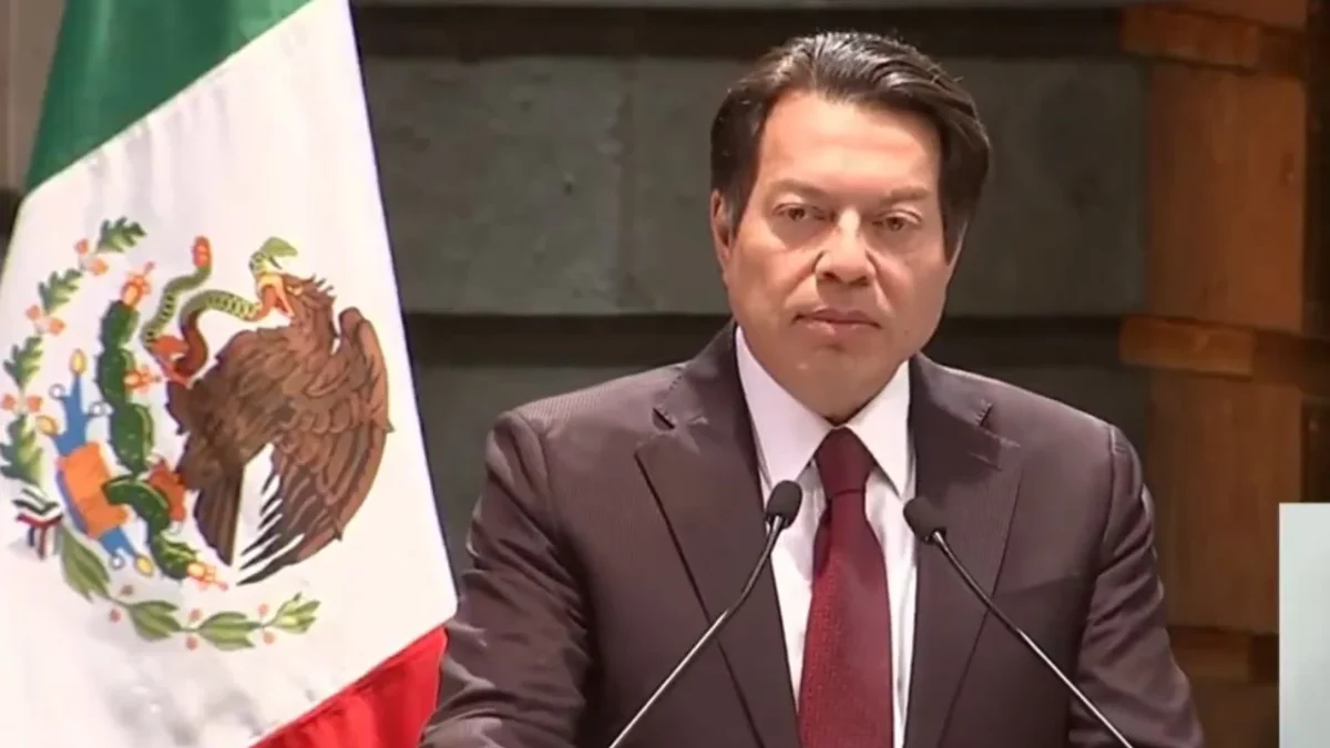 Mario Delgado, titular de la SEP, anunció un aumento salarial del 9 por ciento para maestras y maestros del país.