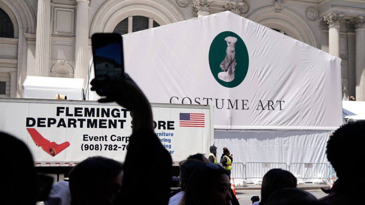 No todo es glamour y moda en el Met Gala 2026, varios famosos advirtieron que no asistirán en protesta contra el evento y sus patrocinadores.