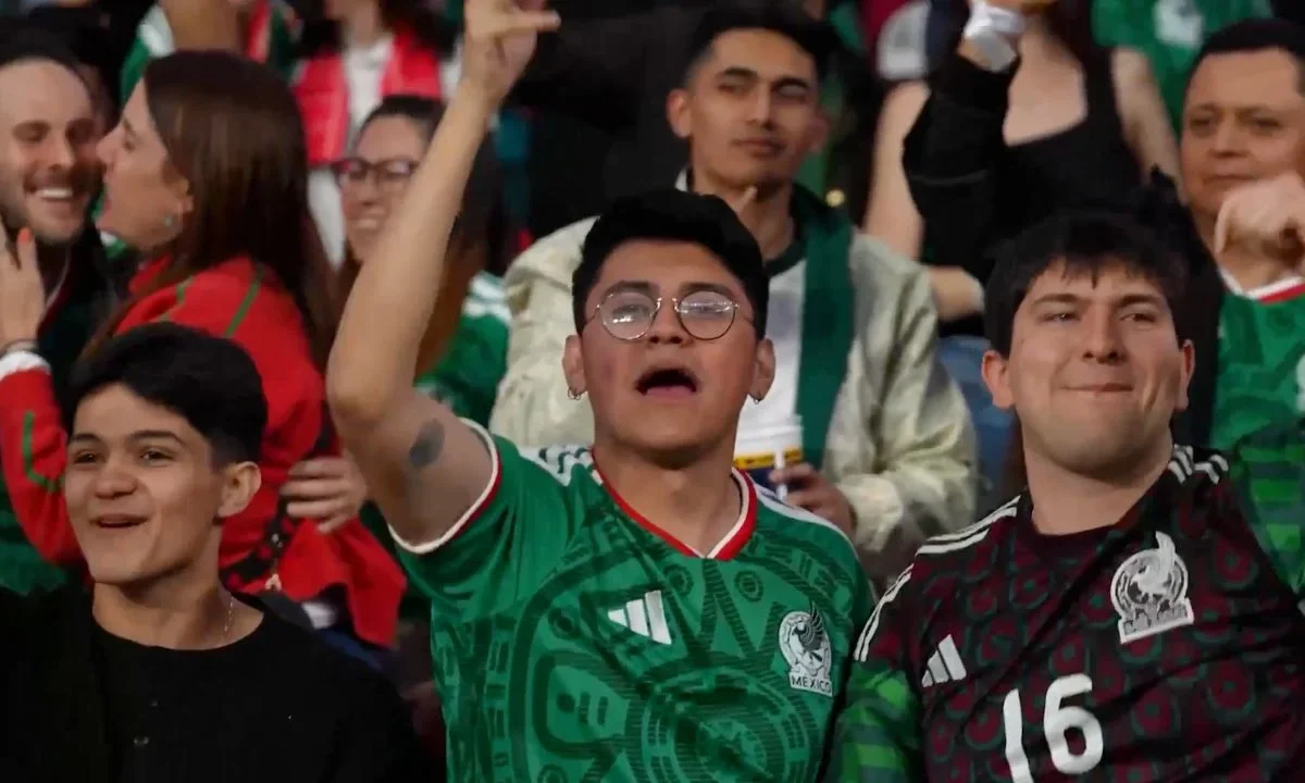 La FMF precisó que la campaña busca sensibilizar a la afición para apoyar a la Selección Nacional con la ola, sin gritos discriminatorios.