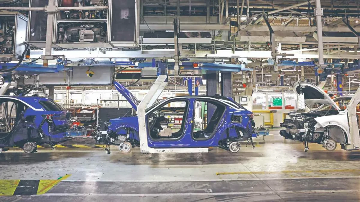 Durante el primer cuatrimestre del año, México vendió 500 mil 512 autos ligeros.