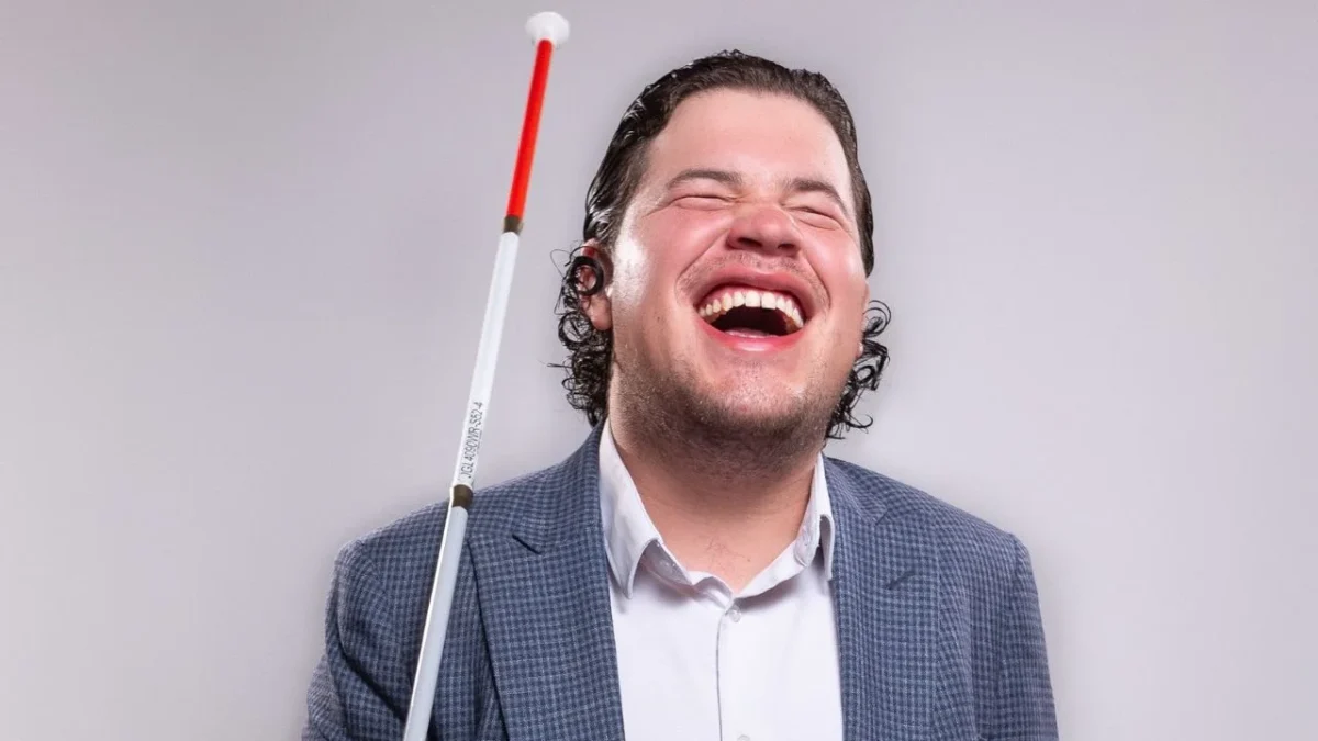 Ojitos de Huevo considera que el humor puede generar empatía hacia las personas invidentes y busca abrir espacios para nuevos talentos.