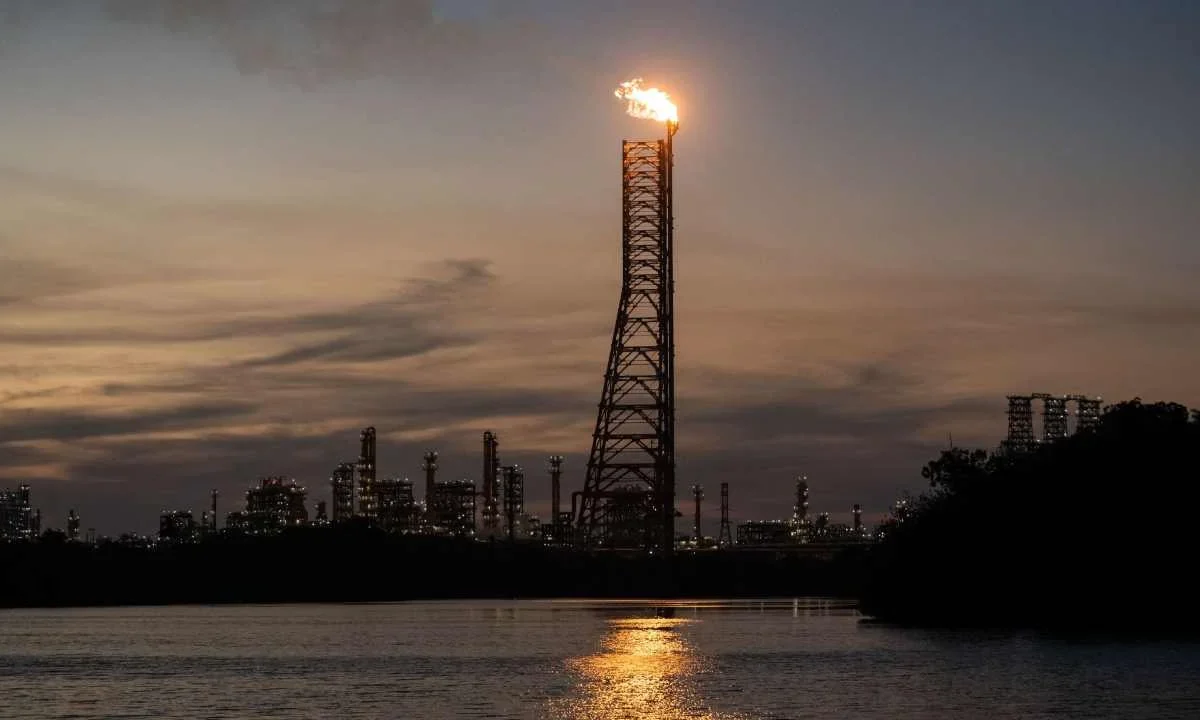 Opera con normalidad la refinería Olmeca tras mantenimiento, reporta Pemex