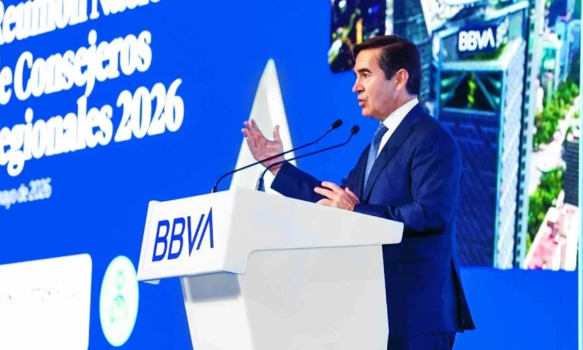 El Plan México impulsó a que nuestro país tenga perspectivas económicas muy favorables en el mediano plazo, señaló el presidente de BBVA.