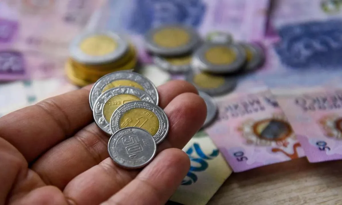 Mercados confían en el peso y los ajustes son sanos: Banxico