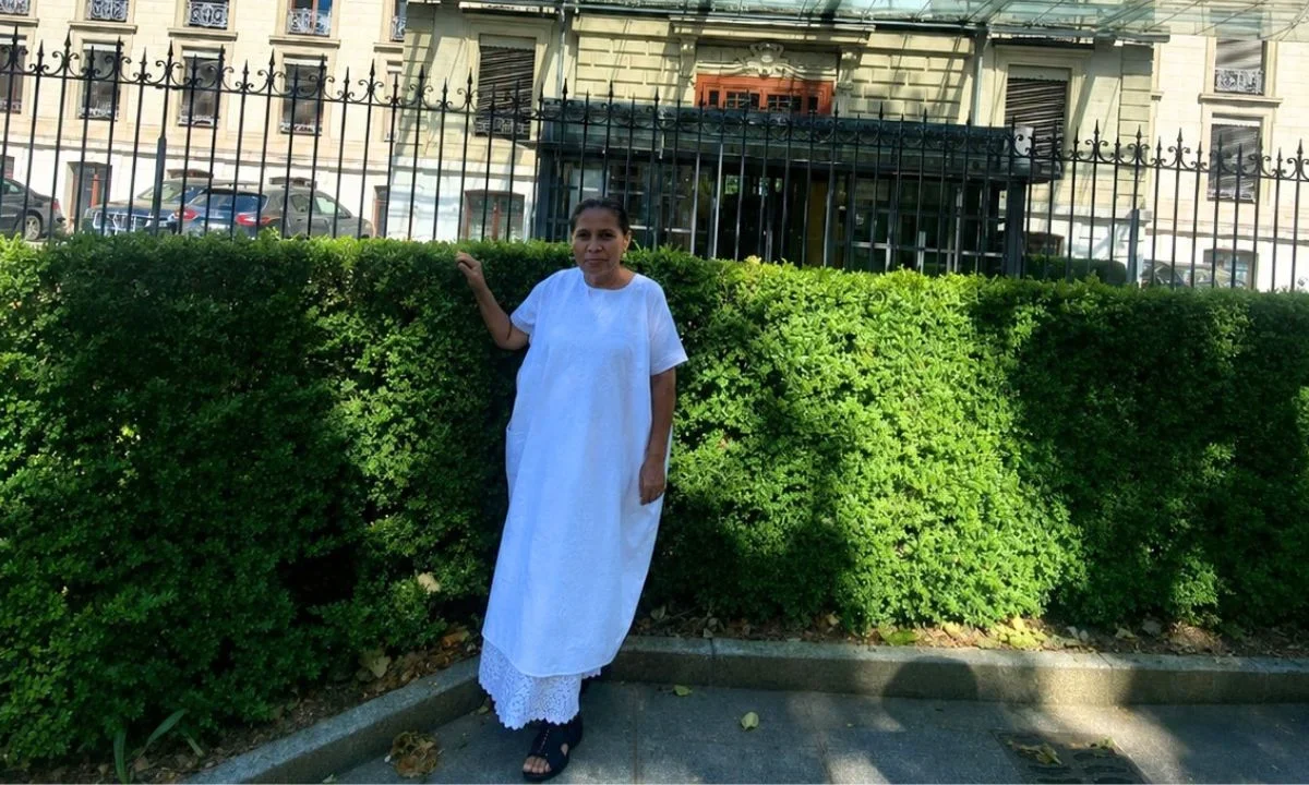 La activista y locutora de radio indígena, Marcela de Jesús Natalia, pidió ayuda humanitaria a la ONU por desplazados de Guerrero.