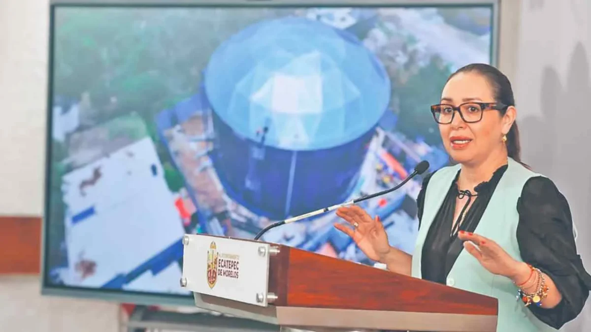 Azucena Cisneros Coss dijo que el suministro de agua potable en la Quinta Zona de Ecatepec pasó de 30% a 85%.