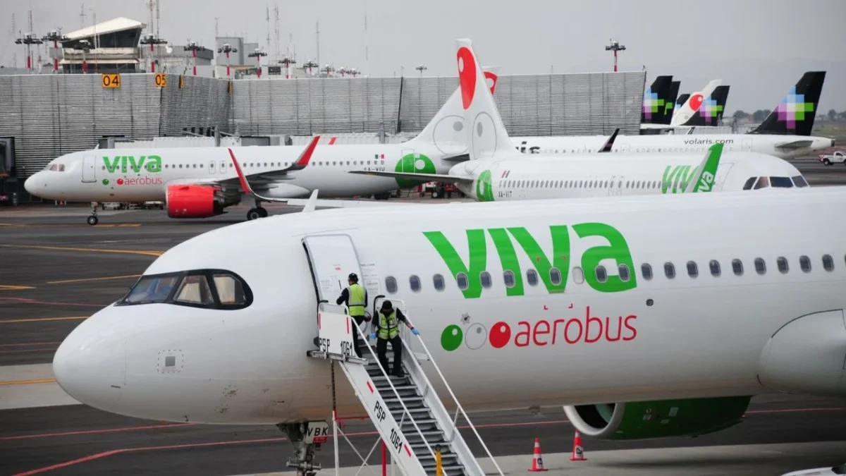El AICM informó que la amenaza de bomba se presentó en la aeronave con matrícula XA-VBM y los vuelos VB1029 y VB 1104 desde Cancún y Mérida.