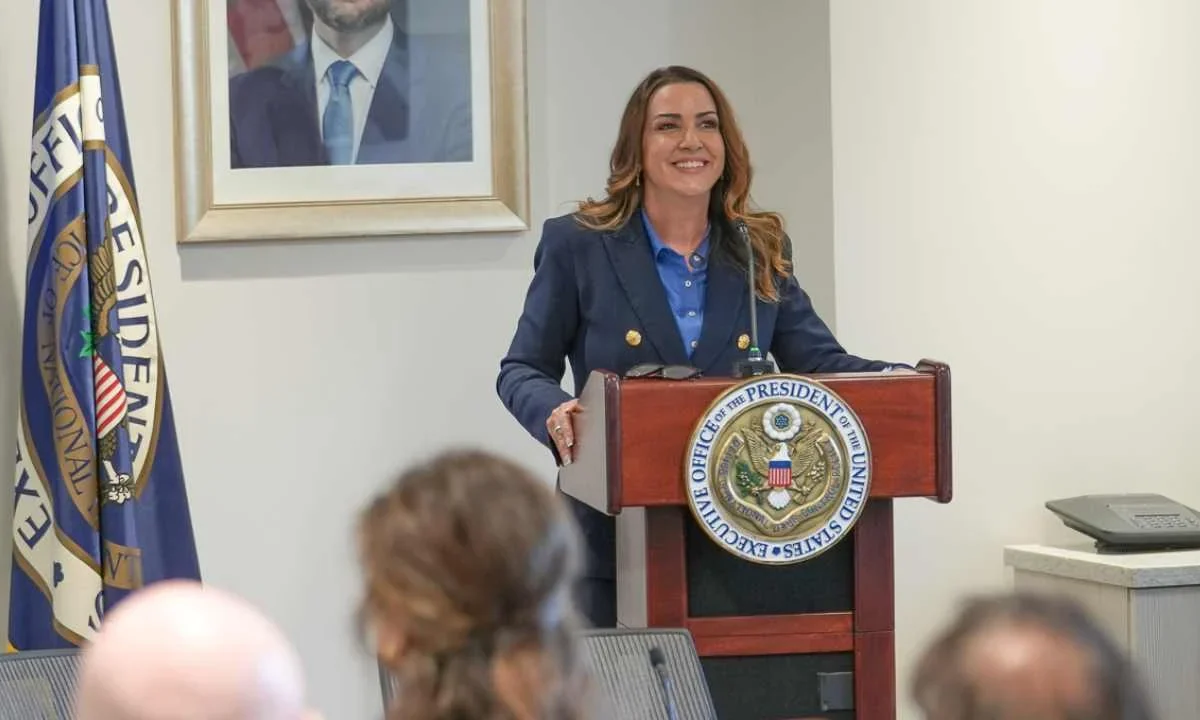 Sara Carter, 'zar antidrogas' de EU, cancela su visita a México.