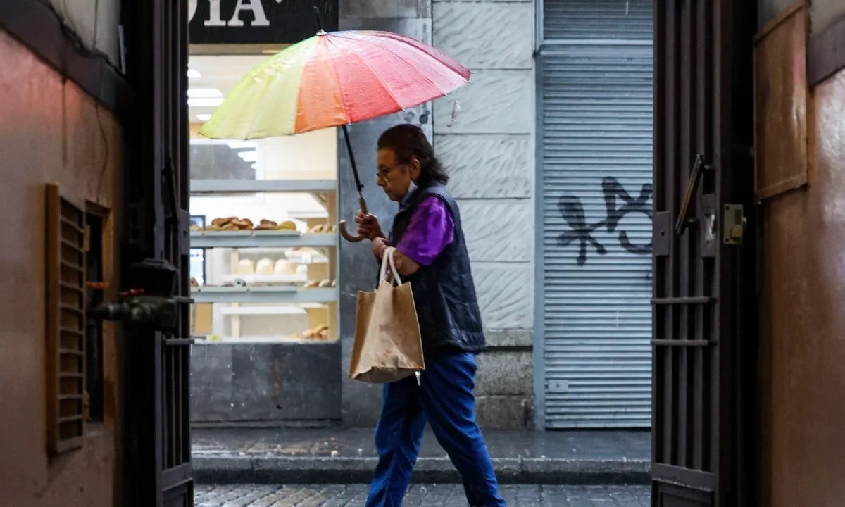Clima hoy: se esperan lluvias intensas, fuertes rachas de viento y posible formación de tornados en estados del norte y noreste del país.