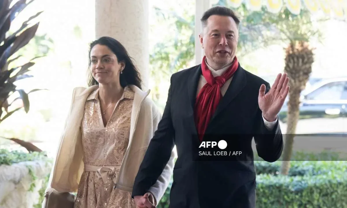 SpaceX condiciona bono de su fundador Elon Musk a la colonización de Marte.