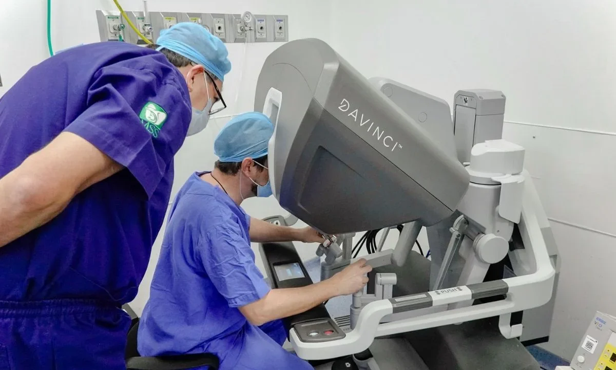 Trabajadores del sector salud reforzarán la estrategia de Sheinbaum para mejorar la atención gratuita y de calidad para la población.