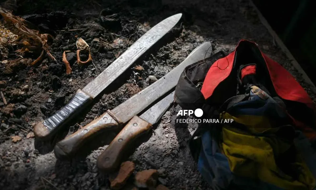 Violencia juvenil en Sonora: entre machetes y amenazas de tiroteos en plateles.