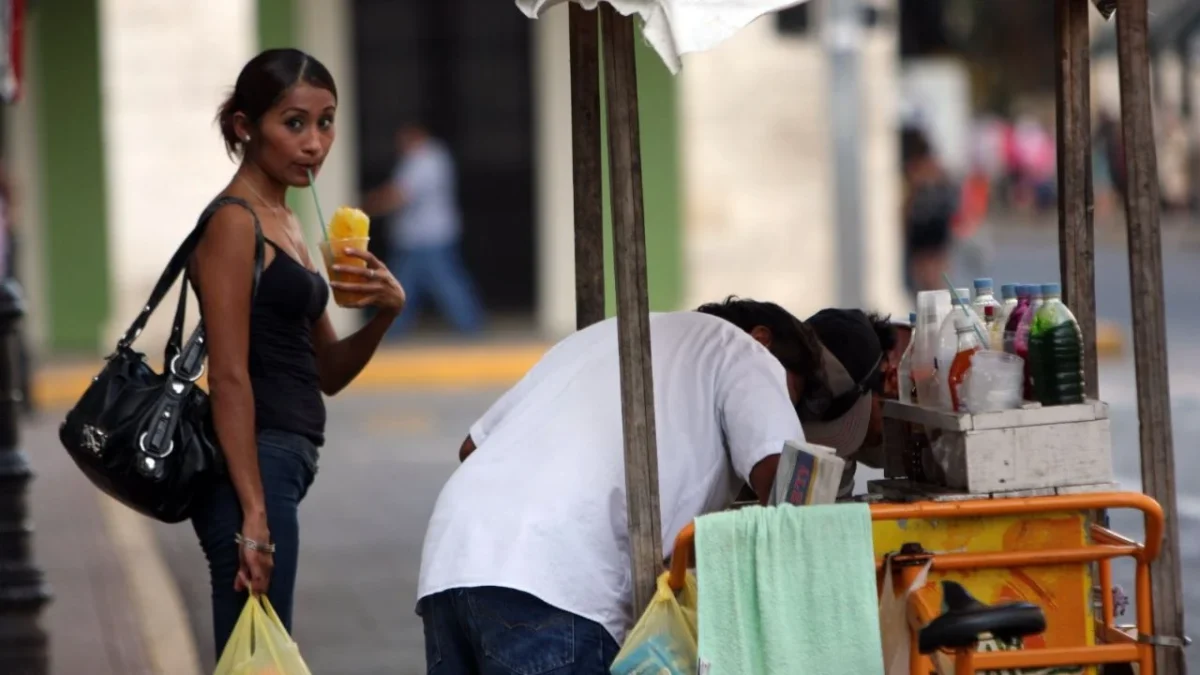 De acuerdo con el más reciente informe de la Secretaría de Salud, Yucatán acumula 27 casos de afectaciones a la salud por calor.