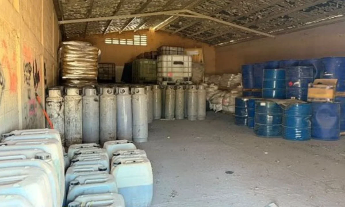 Autoridades federales realizan 'histórica' megaincautación de metanfetamina en Sinaloa