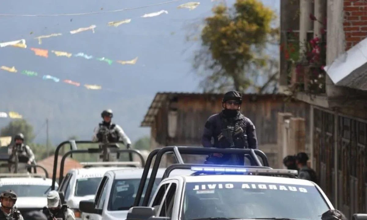 Emboscada a guardias civiles de Michoacán deja 5 muertos y 10 heridos