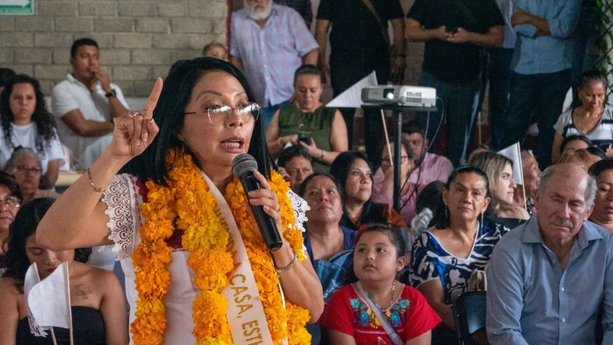 Esthela Damián encabeza asamblea en Chilpancingo en defensa de la soberanía nacional
