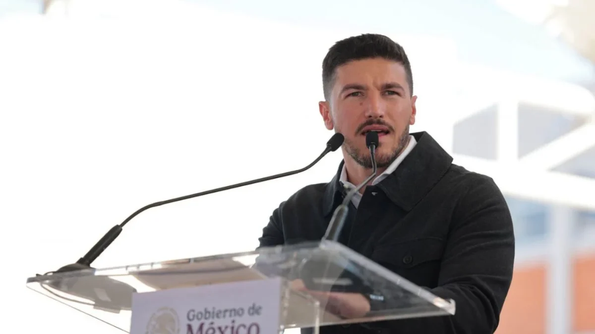 Presenta Samuel García defensa de juicio político por escrito