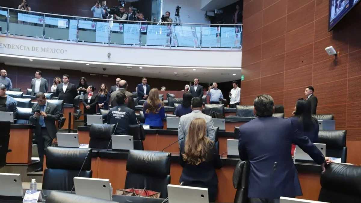 Senadores también harán home office por inicio del Mundial