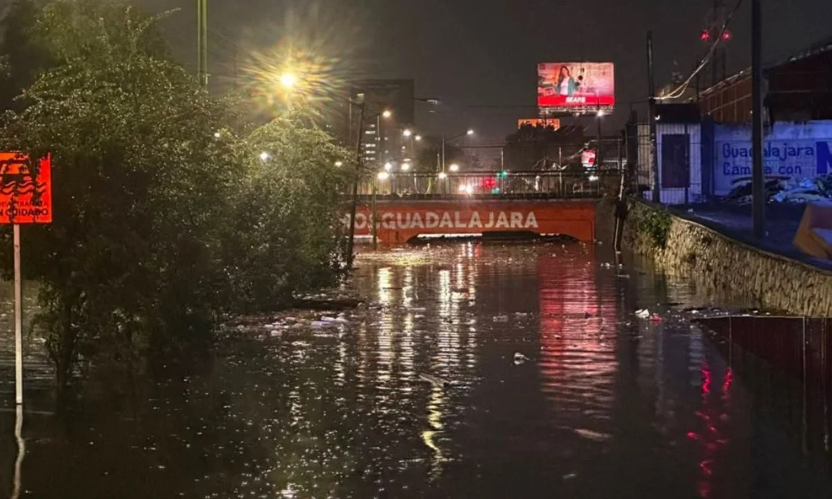 Tormenta deja severas inundaciones en la Zona Metropolitana de Guadalajara