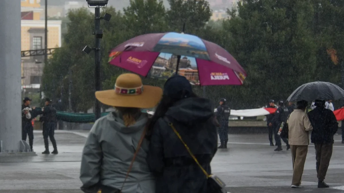 La Secretaría de Gestión Integral de Riesgos y Protección Civil activó la Alerta Amarilla en siete alcaldías de la Ciudad de México ante el pronóstico de lluvias fuertes