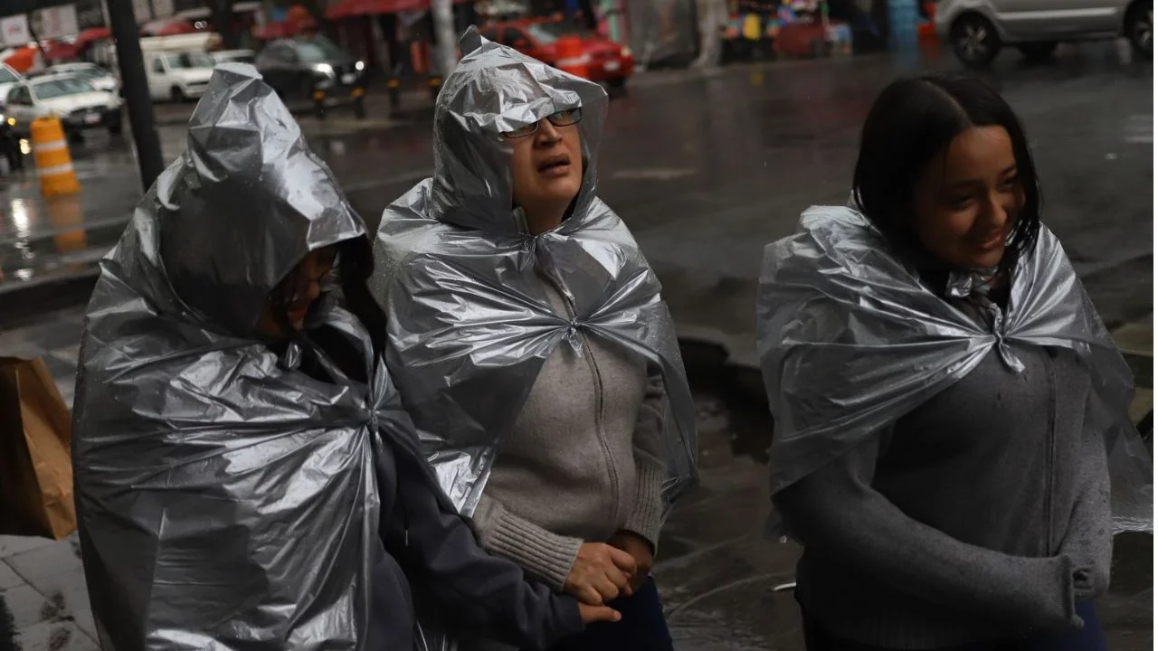 Actualizan Alerta Naranja por persistencia de lluvias en las 16 alcaldías