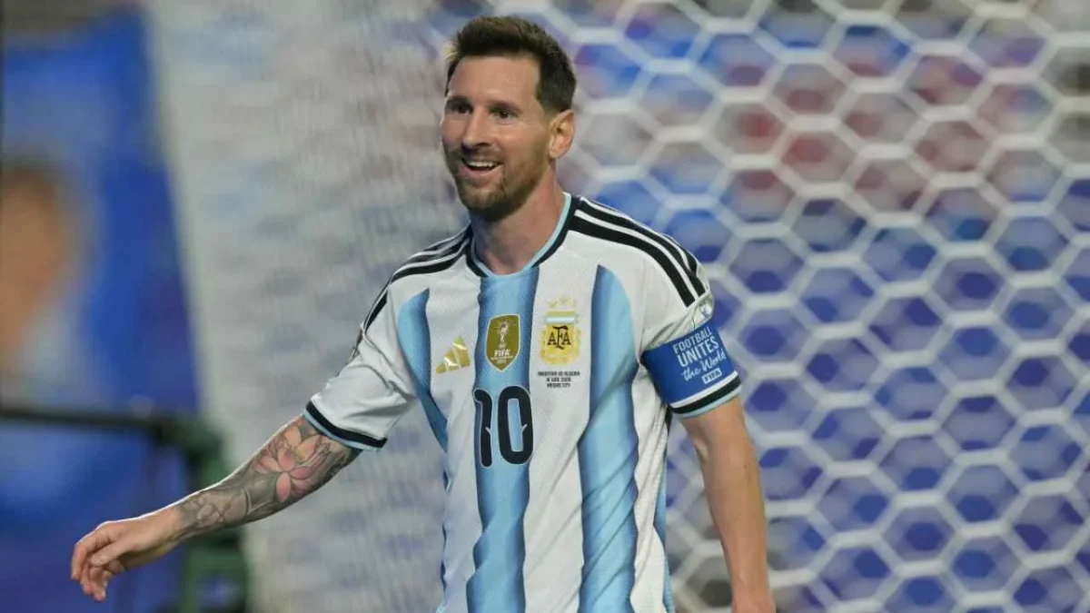 El argentino Lionel Messi dijo que es un "honor" igualar el récord de goleador histórico de los Mundiales con Miroslav Klose pero al final es solo "estadística".