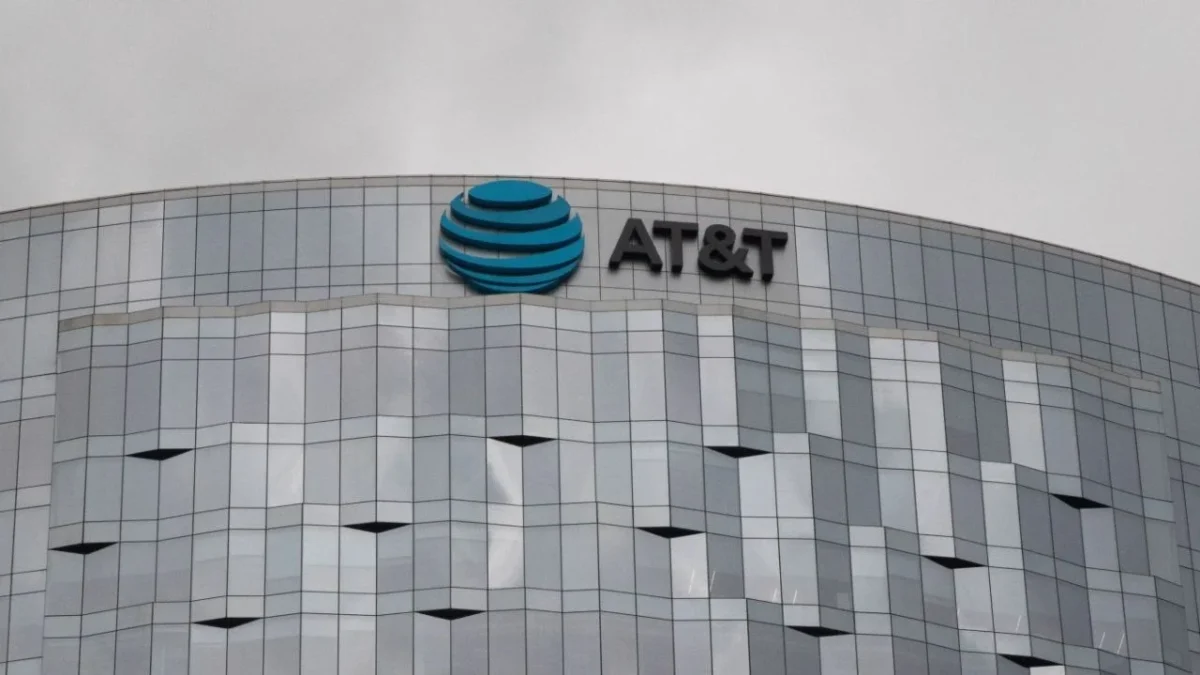 La empresa telefónica AT&T México descartó solicitar una prórroga para el proceso de registro de líneas telefónicas móviles.