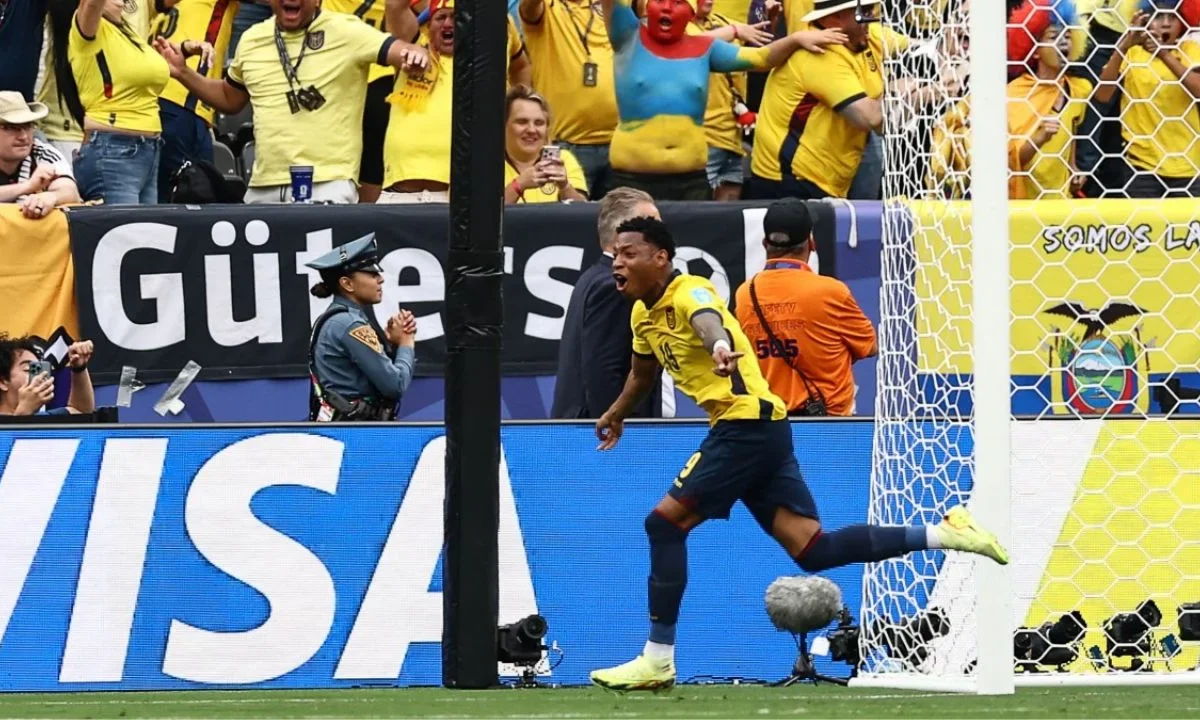 Ecuador de Sebastián Beccacece gestó la heroica y venció 2 a 1 a la Alemania de Julian Nagelsmann en el cierre de actividades del Grupo E.