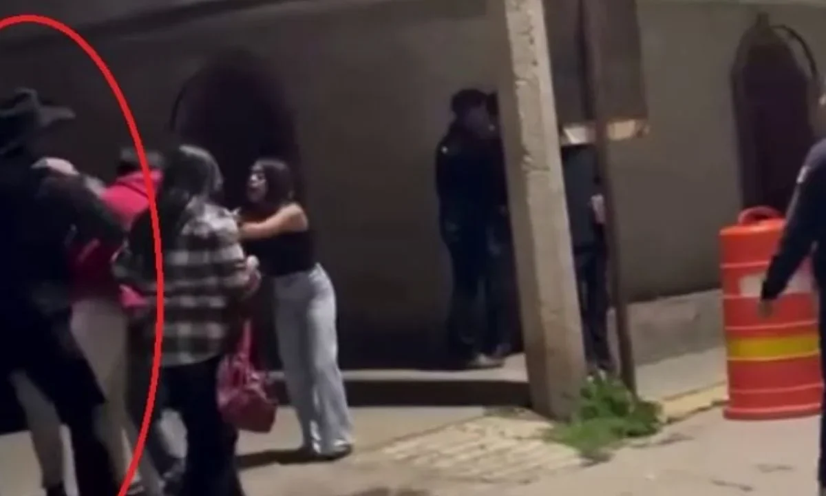 Al concluir la feria municipal, captaron en estado inconveniente y amenazando a un joven al síndico de Singuilucan, ‘te voy a matar’, dijo.