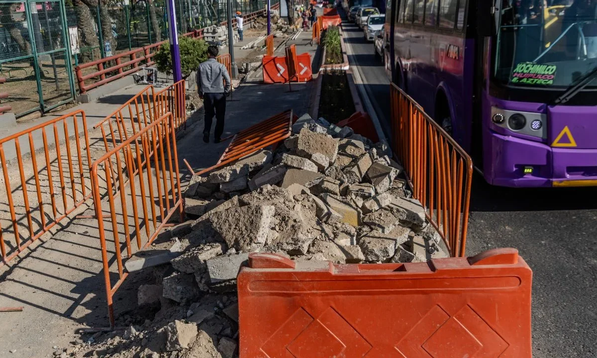 El PAN en la CDMX denunció presuntas irregularidades por mil 362 millones de pesos en 5 obras del Gobierno capitalino para el Mundial 2026.