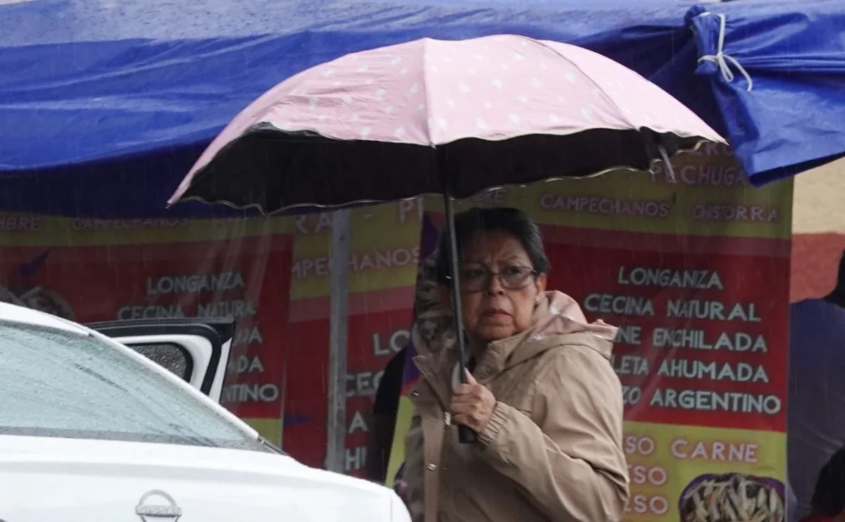 Clima hoy: aguaceros, tormentas eléctricas y calor extremo marcarán la jornada en México