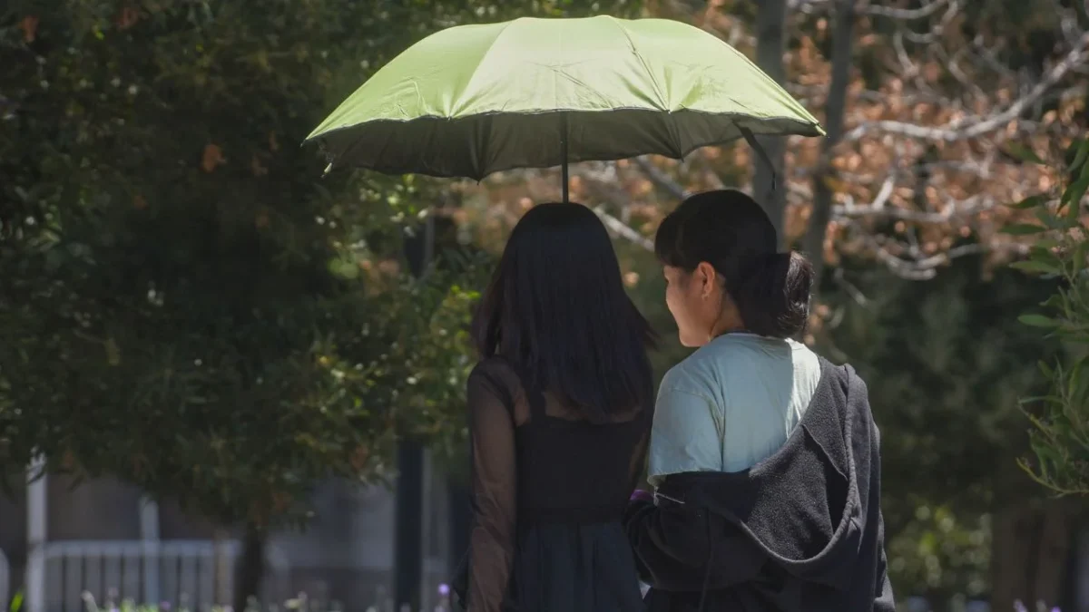 Clima hoy: Se prevén lluvias intensas con actividad eléctrica y posible caída de granizo en el sureste de México, mientras la onda de calor mantiene temperaturas extremas en gran parte del país.
