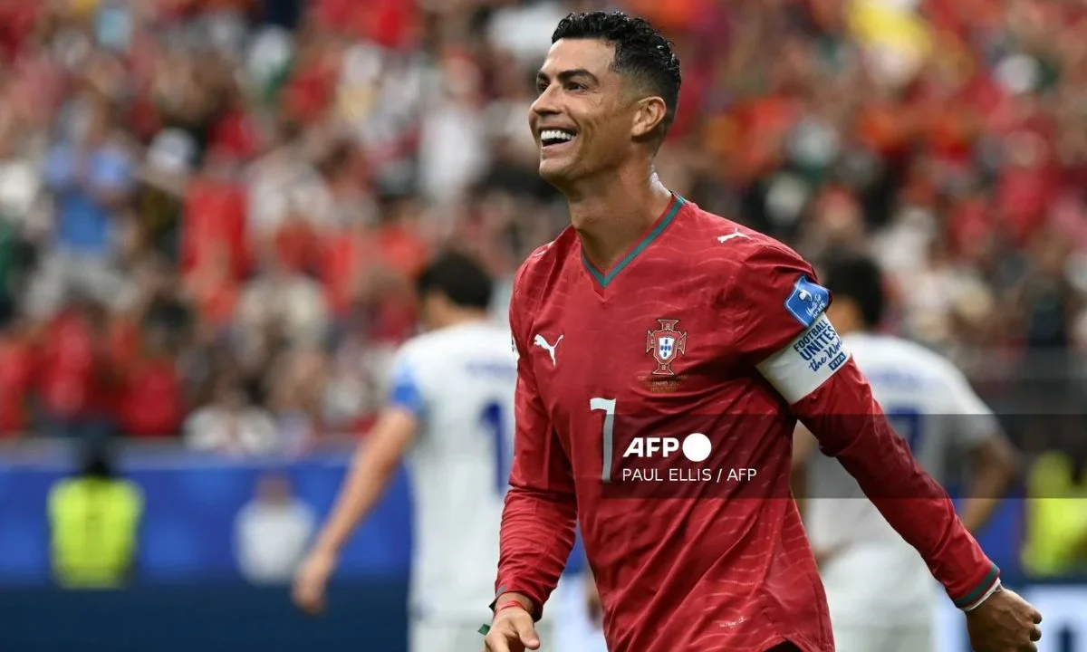 Cristiano Ronaldo se convirtió en el primer futbolista en anotar en seis Copas del Mundo de manera consecutiva, luego de su doblete.