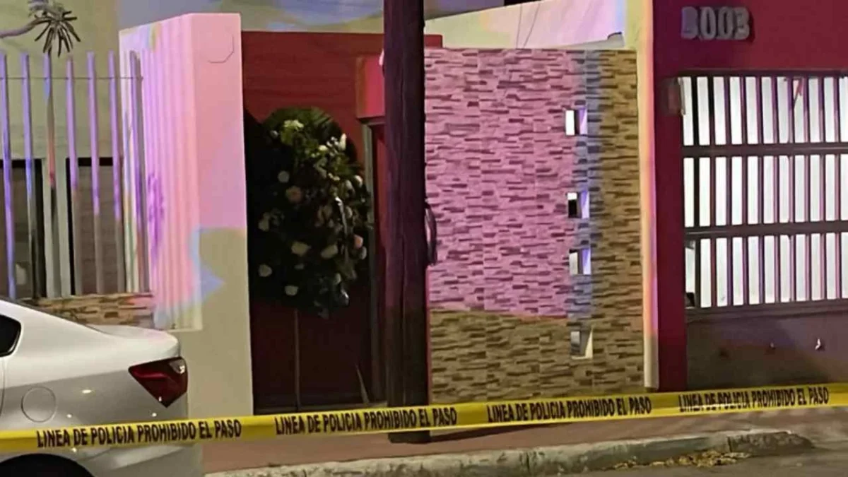 Una corona fúnebre fue dejada en el domicilio de la diputada local del PRI, Paola Gárate Valenzuela.