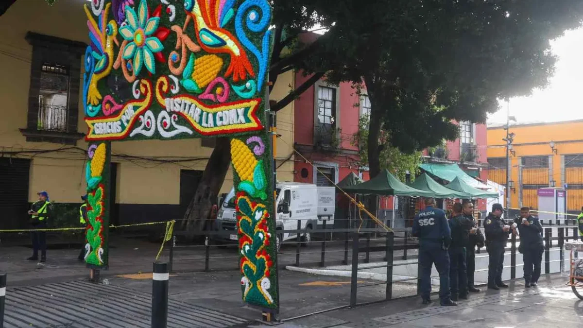Detienen a cuatro personas tras asesinato de un hombre en inmediaciones de la cantina San Luis ubicada en la Plaza Garibaldi.