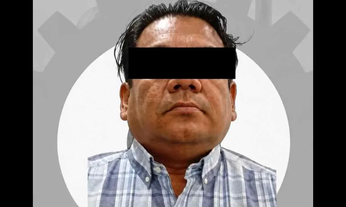 Detienen a Jesús "N", asesor de la alcaldesa de Acapulco por extorsión.