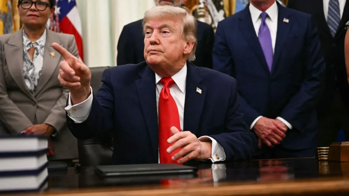 Donald Trump organiza una pelea de Ultimate Fighting Championship (UFC) en los jardines de la Casa Blanca para celebrar su cumpleaños 80.