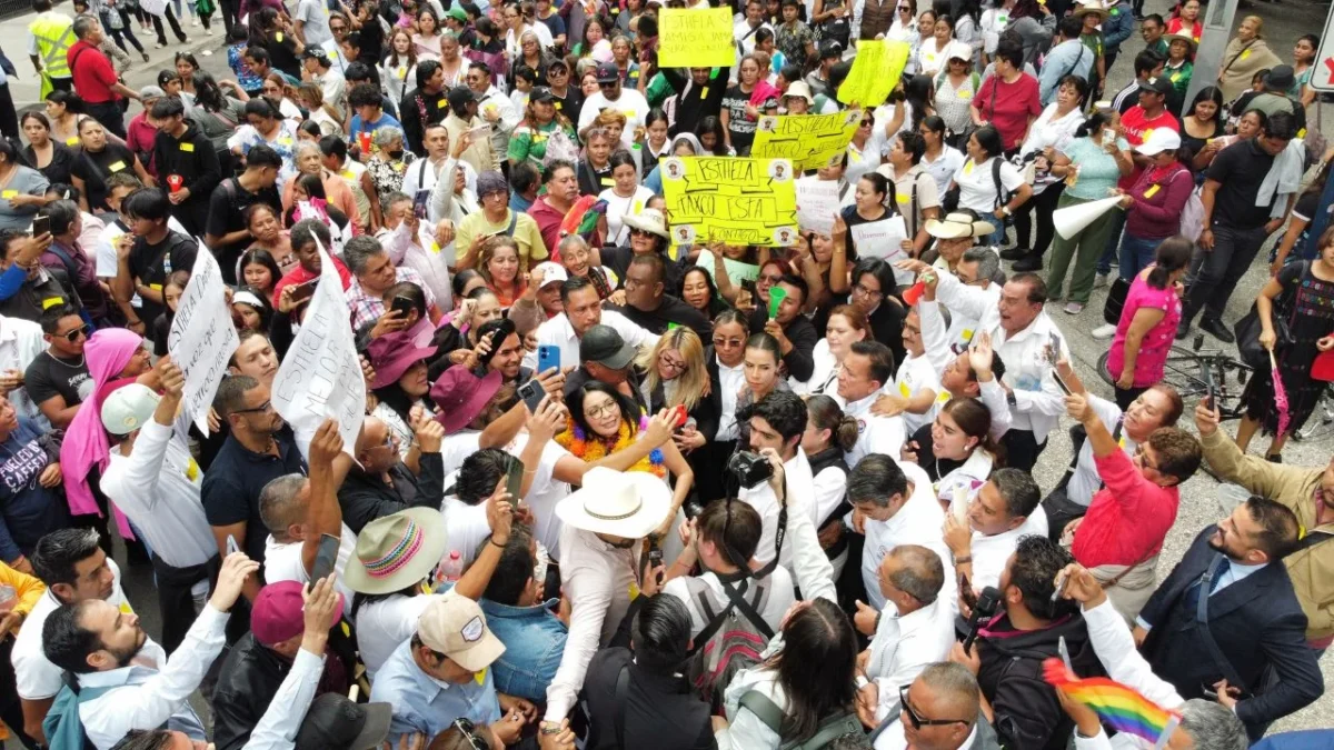 Esthela Damián formalizó su registro como aspirante a coordinar Comités de Defensa de la Transformación y la Soberanía Nacional en Guerrero.