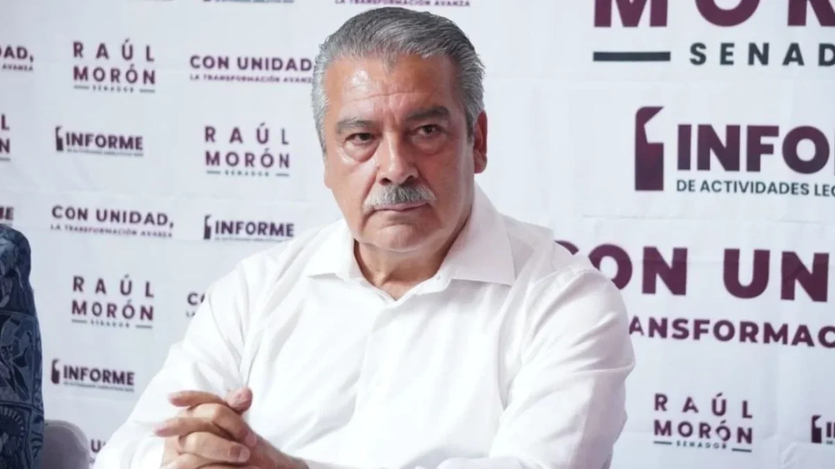 La Fiscalía de Michoacán citó al Raúl Morón, senador de Morena, para que comparezca en calidad de testigo en el caso Carlos Manzo.