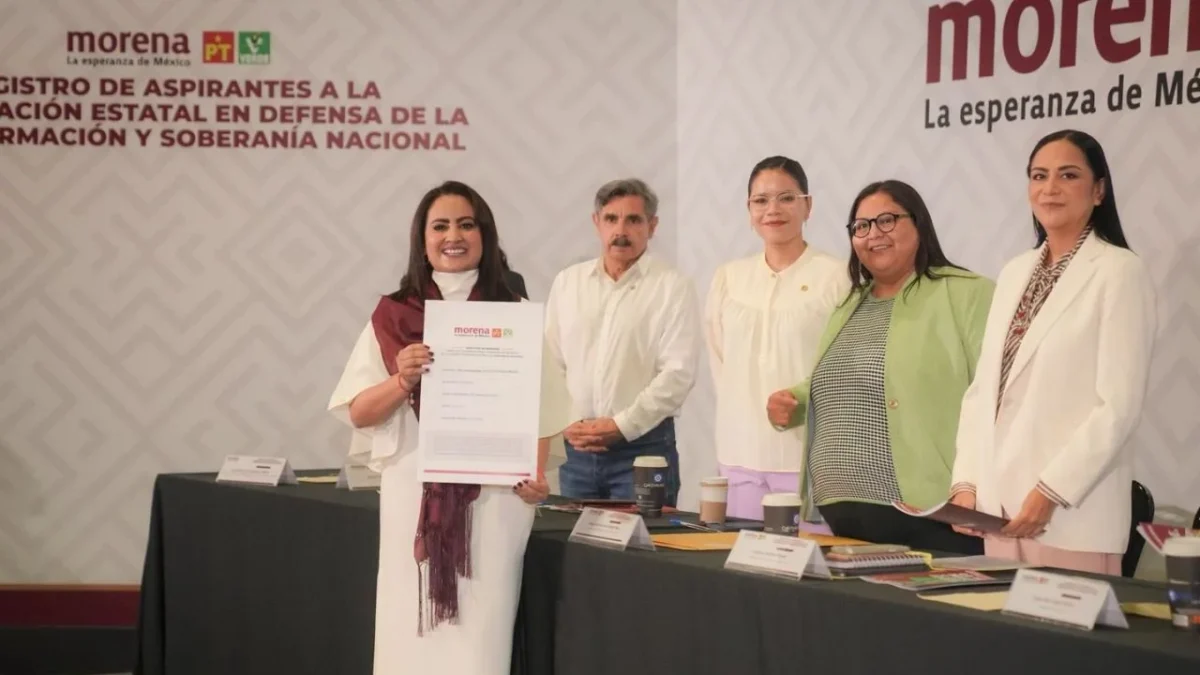 Gladyz Butanda se registró ante Morena para liderar la Coordinación en Michoacán, arropada por militantes, líderes y fundadores.