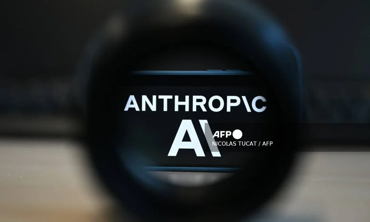 Anthropic anunció la suspendió del acceso a Mythos 5 y su variante Fable 5 por orden del secretario de Comercio de EU.
