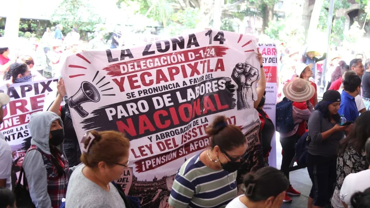 Yenny Aracely Pérez Martínez, secretaria General de la Sección 22 de la CNTE, reiteró la petición a tener una pensión justa y a sostener una reunión con la presidenta