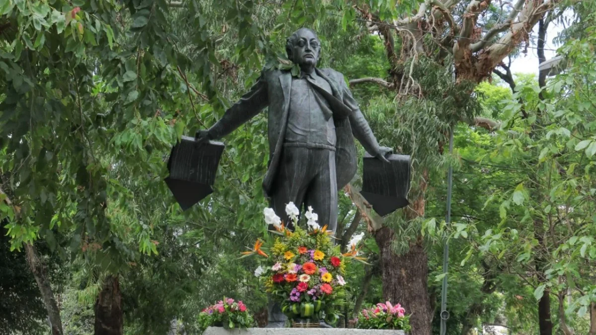 Los restos de Miguel Ángel Asturias, escritor guatemalteco y premio nobel de Literatura, se repatriarán de Francia a Guatemala.