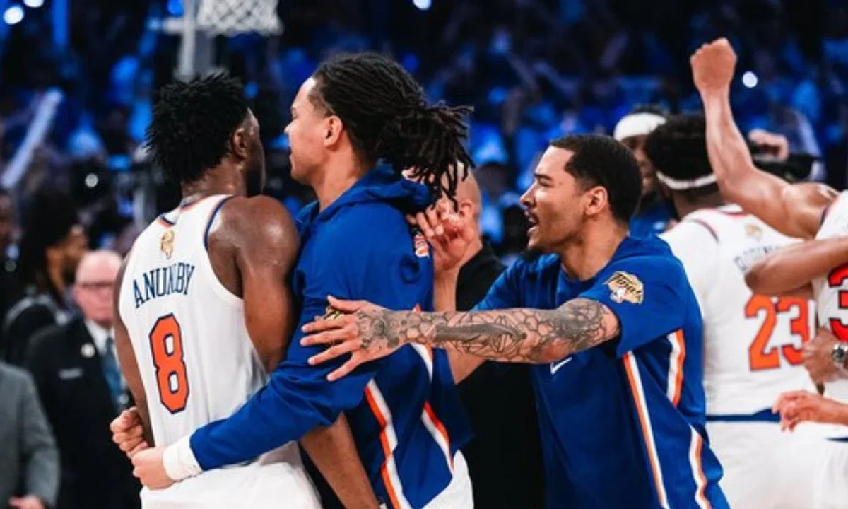 Los Knicks de New York remontaron una desventaja de 29 puntos ante Spurs en las Finales de la NBA, un hecho histórico para la liga.