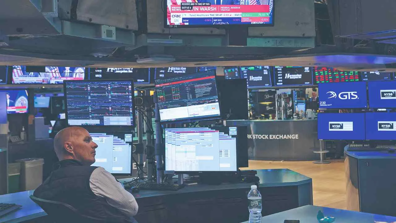 La Fed pausa las tasas en EU y ve alza para cierre de año