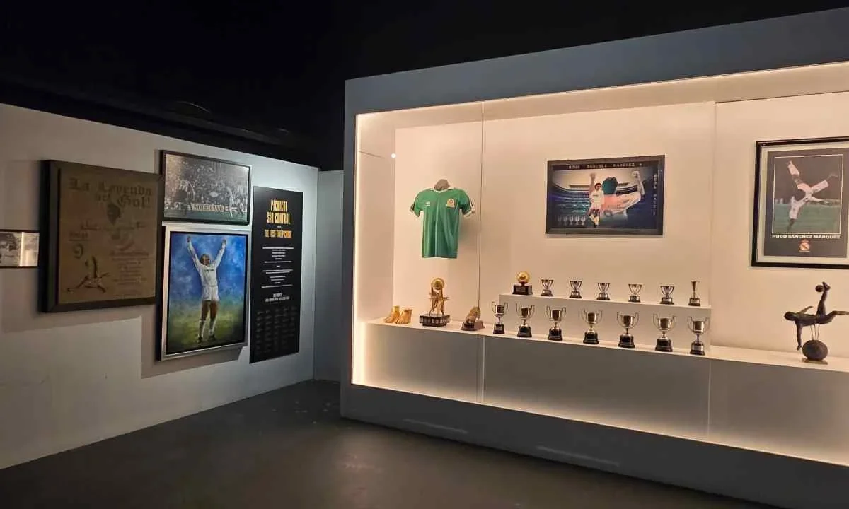Legends: The Ultimate Football Total Experience llega a la CDMX con jerseys y objetos históricos.