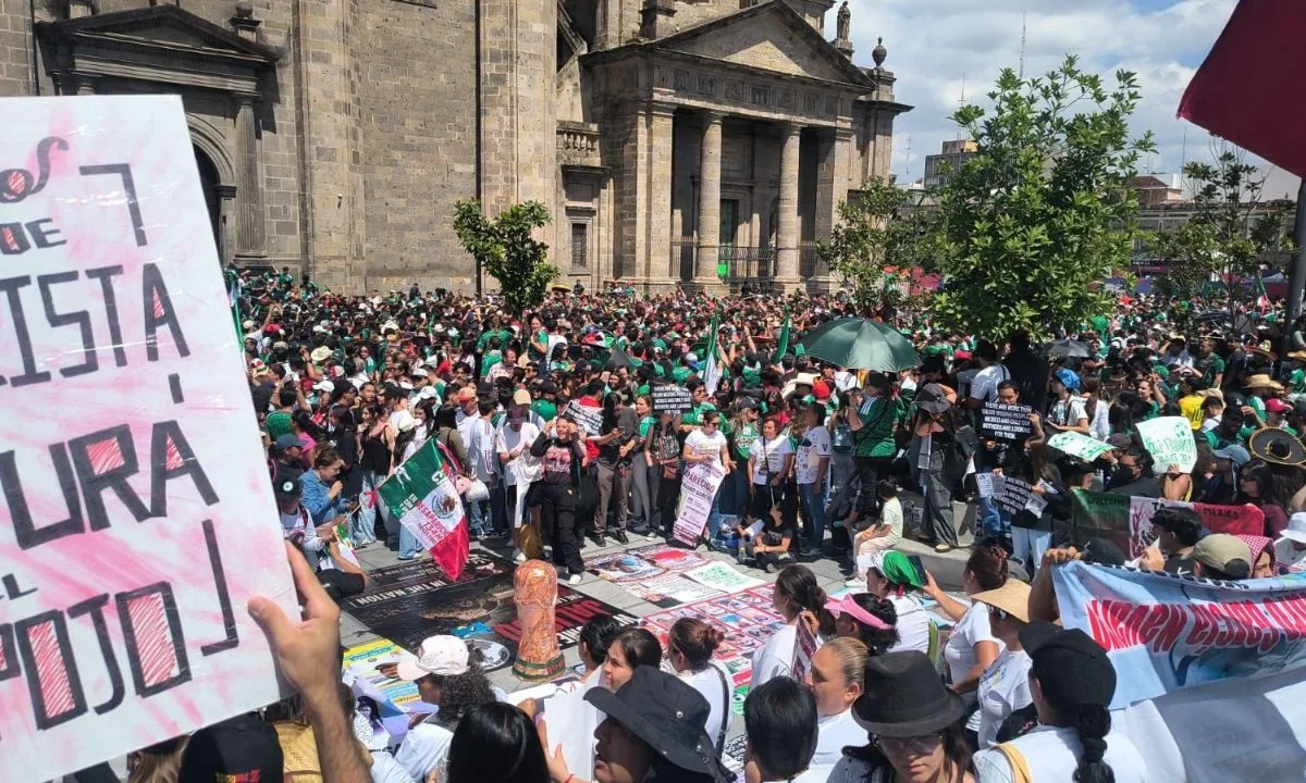 En medio por la fiebre del Mundial 2026, los colectivos de madres buscadoras trasladaron esta vez sus reclamos a Jalisco.