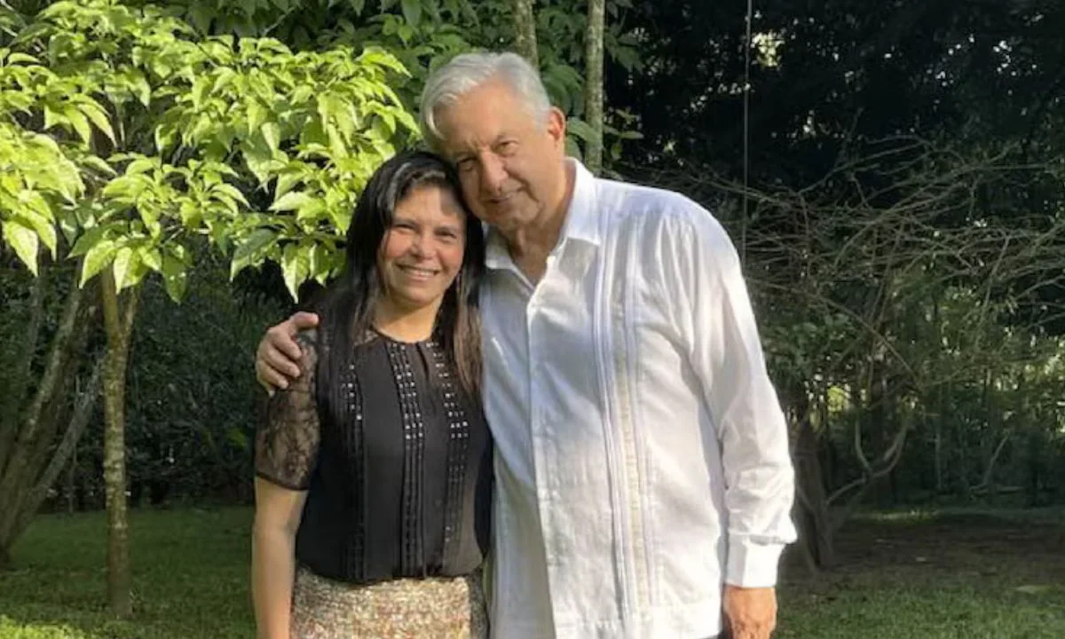 Manuela López Narváez, prima de AMLO, calificó de 'tirano, misógino y asqueroso' al mandatario de Estados Unidos, Donald Trump.