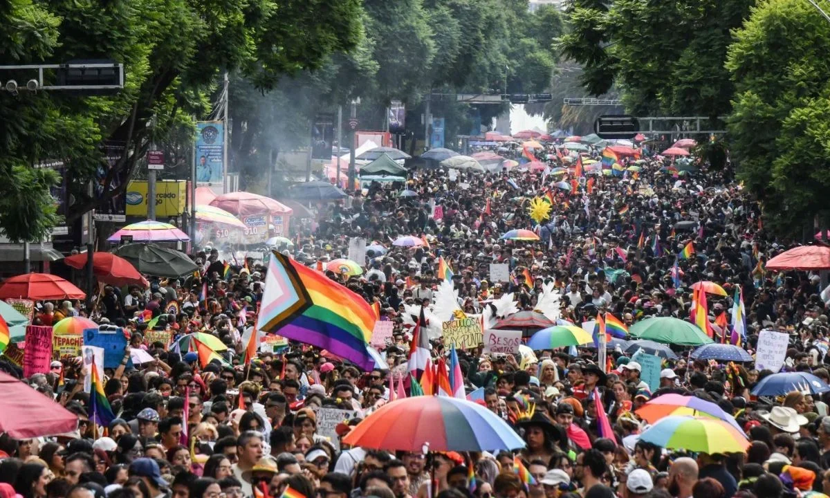 La 48 Marcha del Pride LGBT+ de la Ciudad de México generará una derrama económica estimada en mil 154 mdp: Coparmex CDMX.