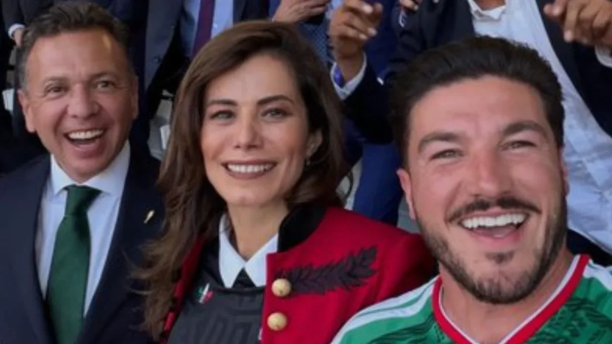 Políticos y funcionarios públicos se dieron cita al Estadio Guadalajara para observar el México contra Corea del Sur de la Copa del Mundo.